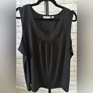Sz 2X Susan Graver Essentials sleeveless Black top. EUC perfect for layering!!